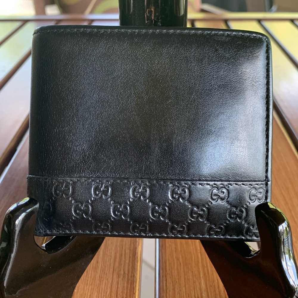 Authentic GUCCI GUCCISSIMA Bi-fold Wallet